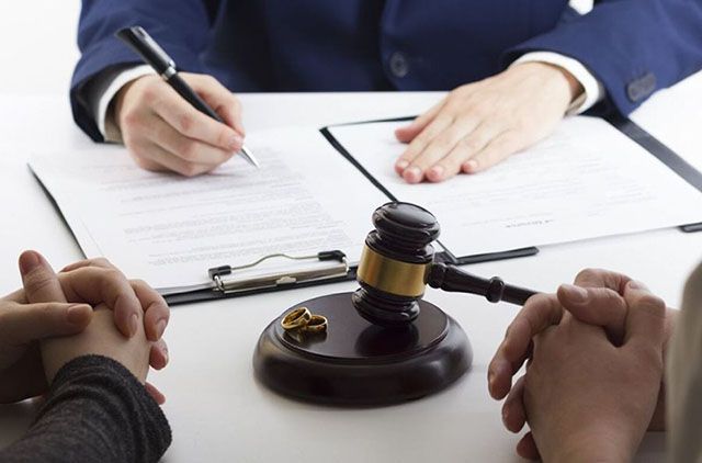 Sử dụng dịch vụ luật sư để rút ngắn thời gian ly hôn thuận tình