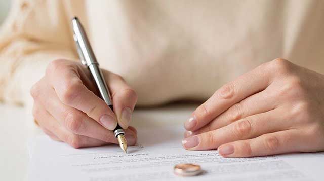 Lý do ghi trong đơn ly hôn cần cụ thể, trình bày súc tích, ngắn gọn