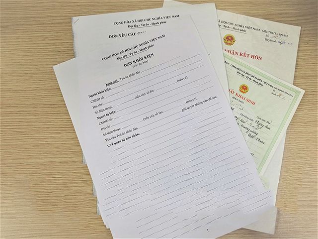 Hồ sơ ly hôn đơn phương