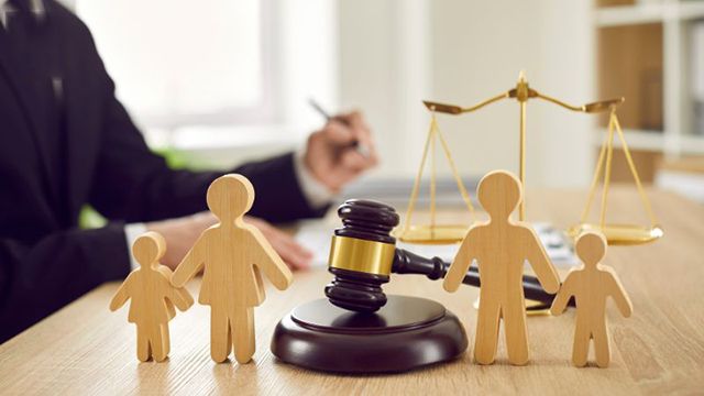 Ngày nộp đơn khởi kiện được tính từ ngày có dấu của bưu điện nơi gửi